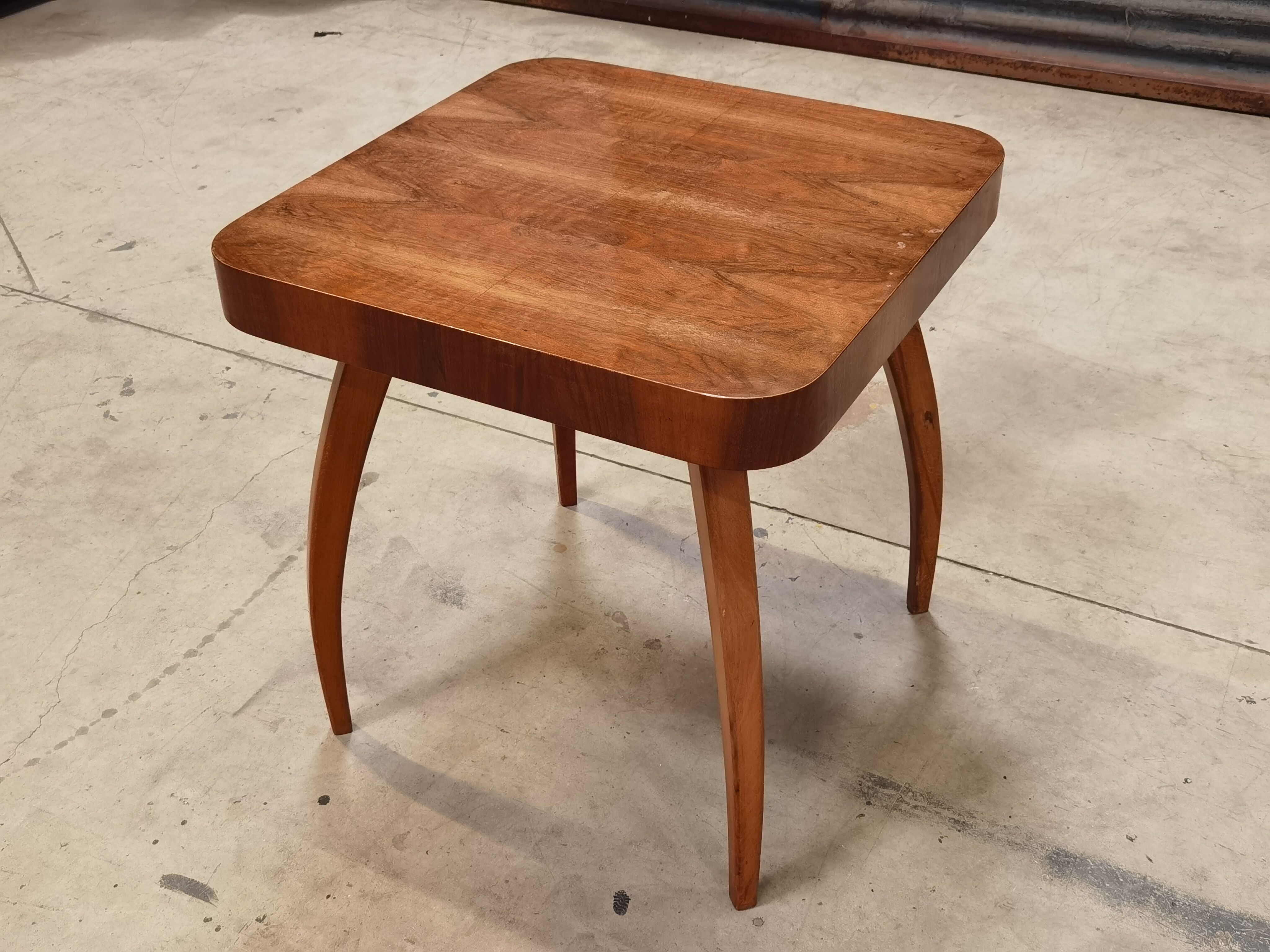 Table H 259 Spider by Jindřich Halabala for Up Zavody 1930