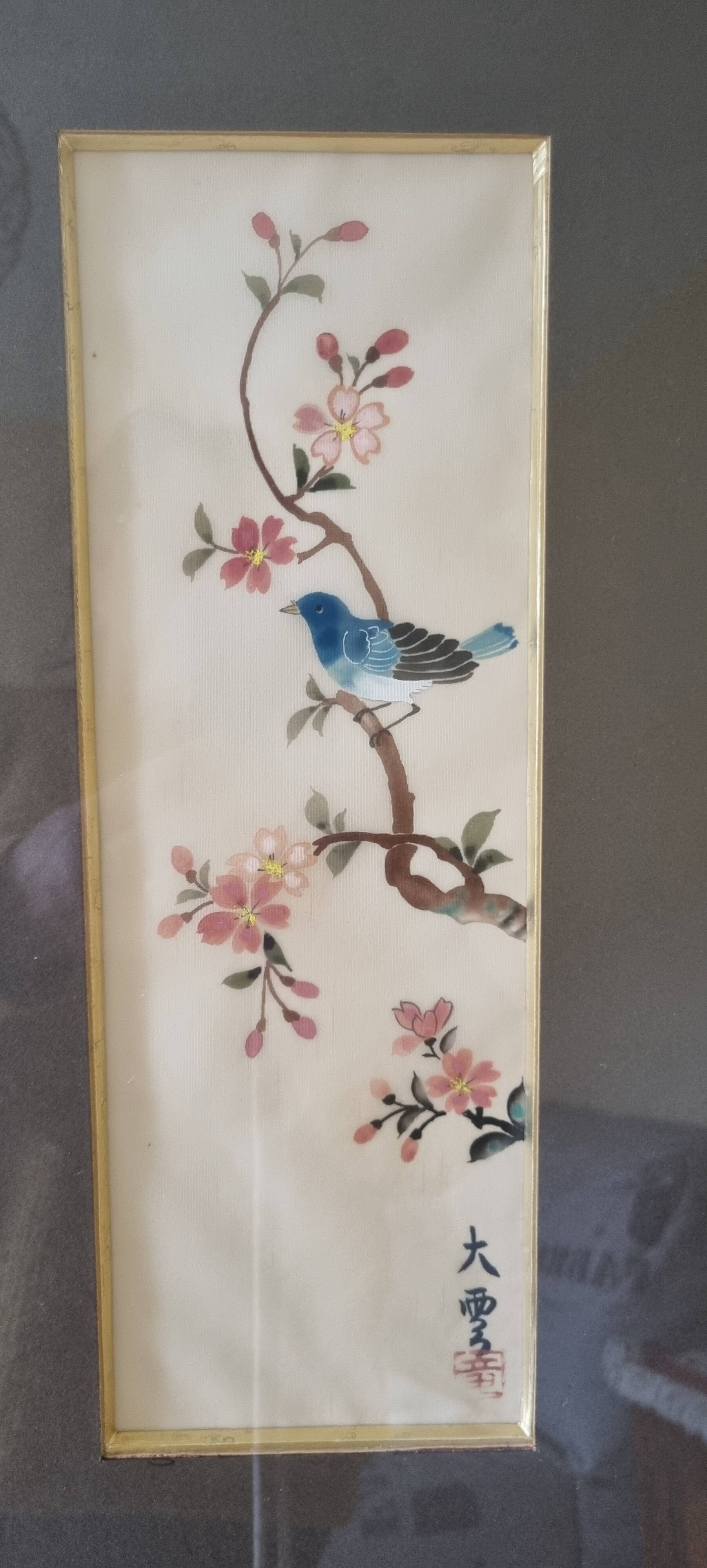 Vintage Chinese paintings on silk