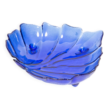 Decorative deep blue glass leaf plate, Italy, 1960s.