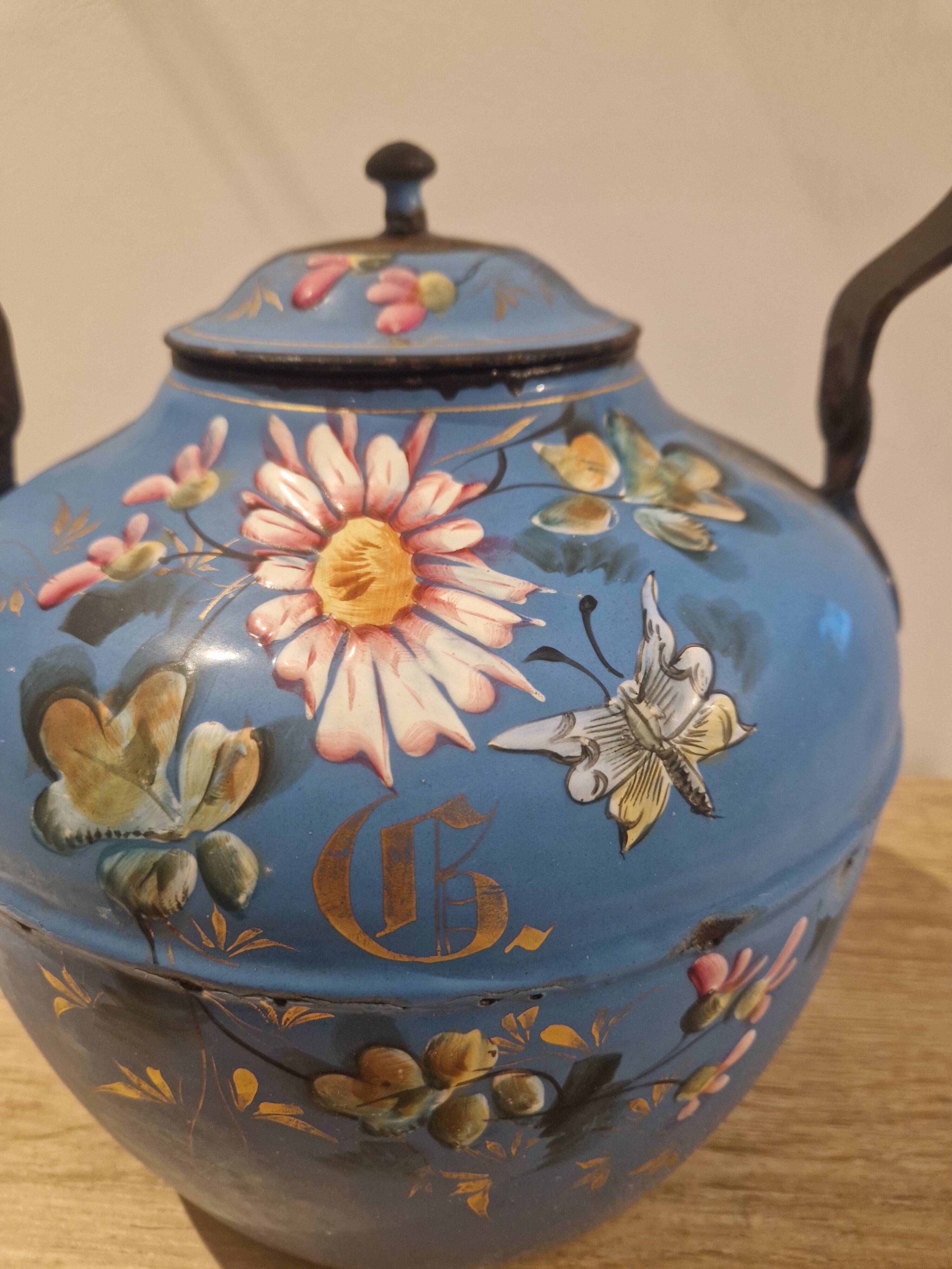 Enameled kettle