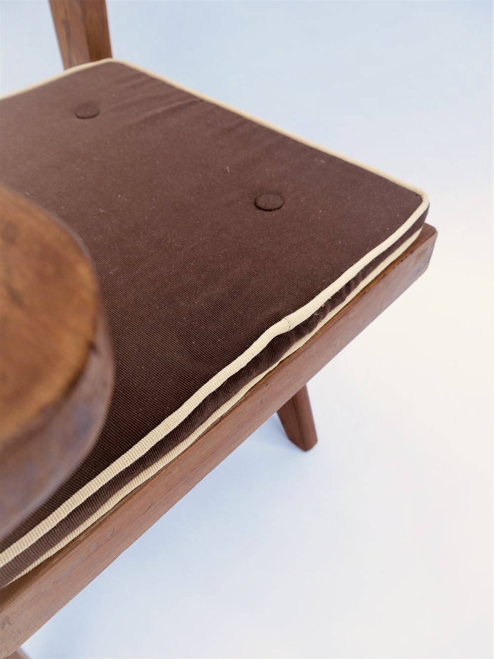 Pierre Jeanneret chaise modèle à  écritoire