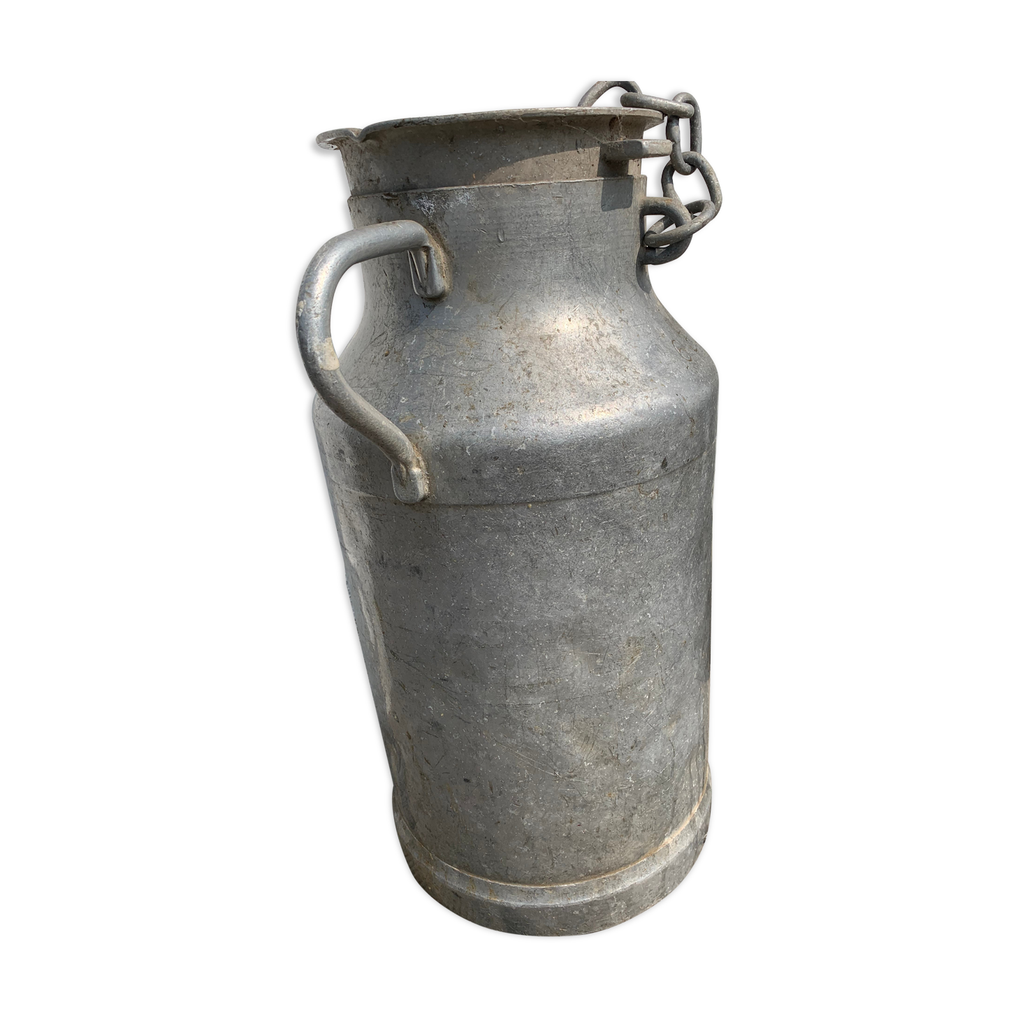 Ancient zinc milk can