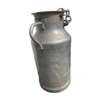 Ancient zinc milk can
