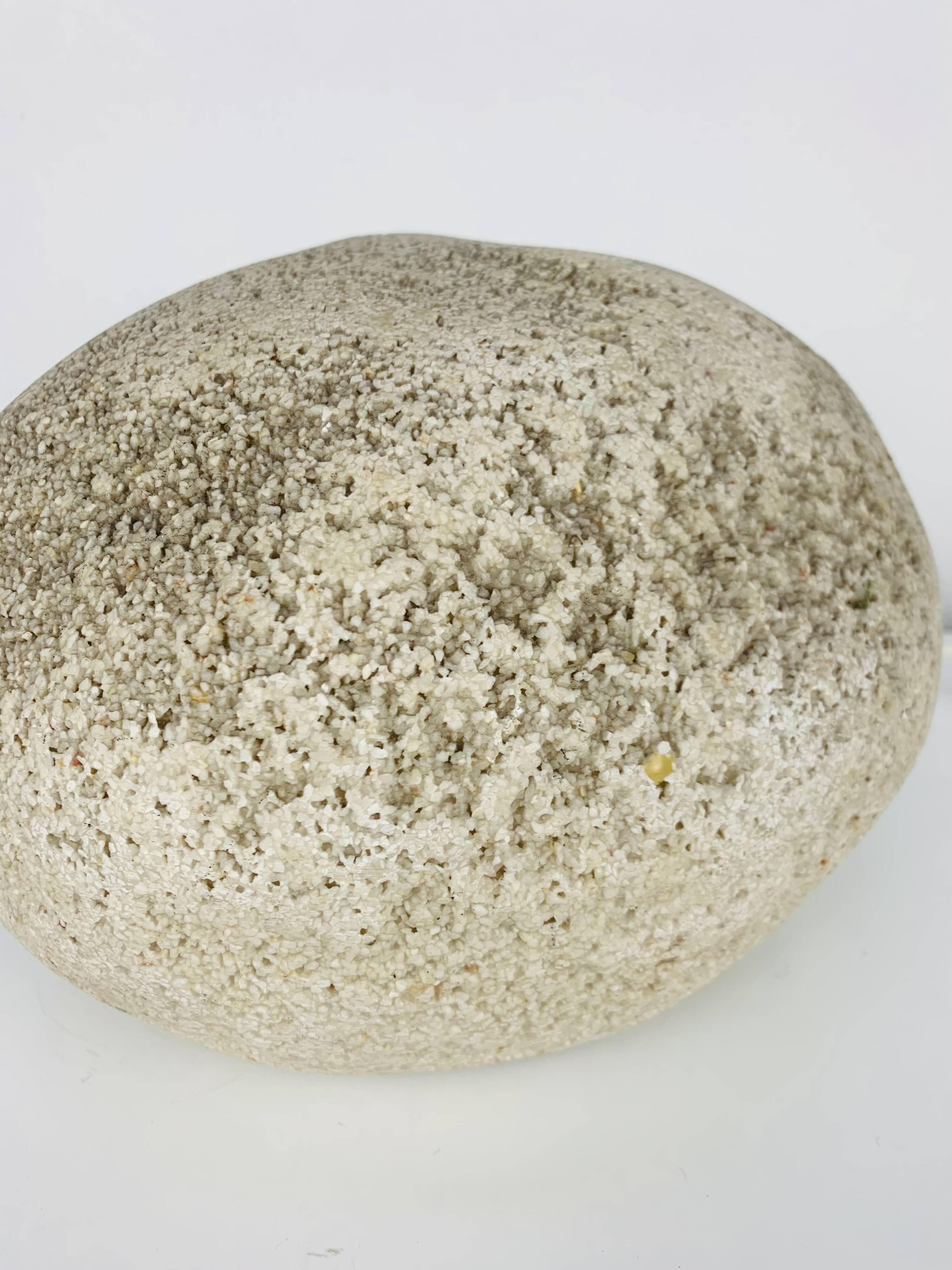 Lampe Dora dite "caillou" par André Cazenave