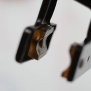 Artemide lampe à pince Design Ernesto Gismondi modèle Sintesi