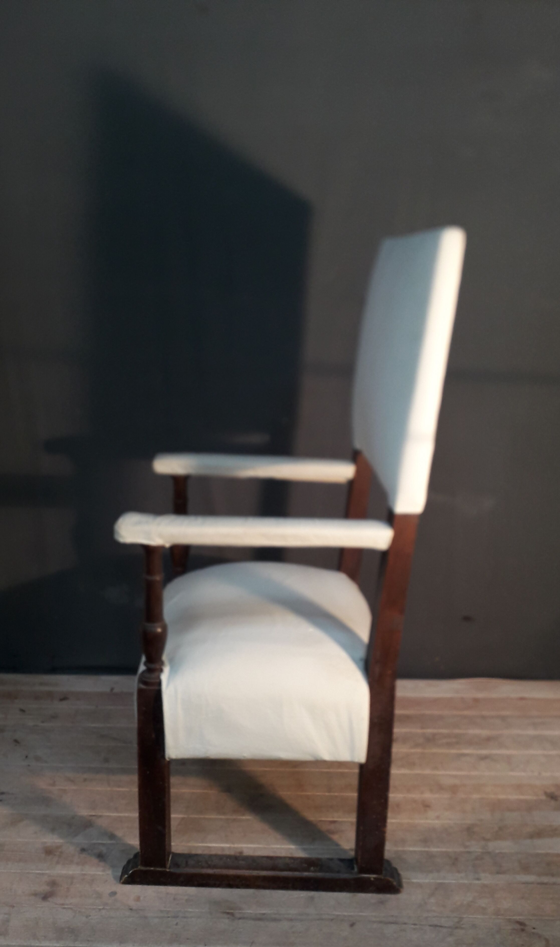 Large buralist chair