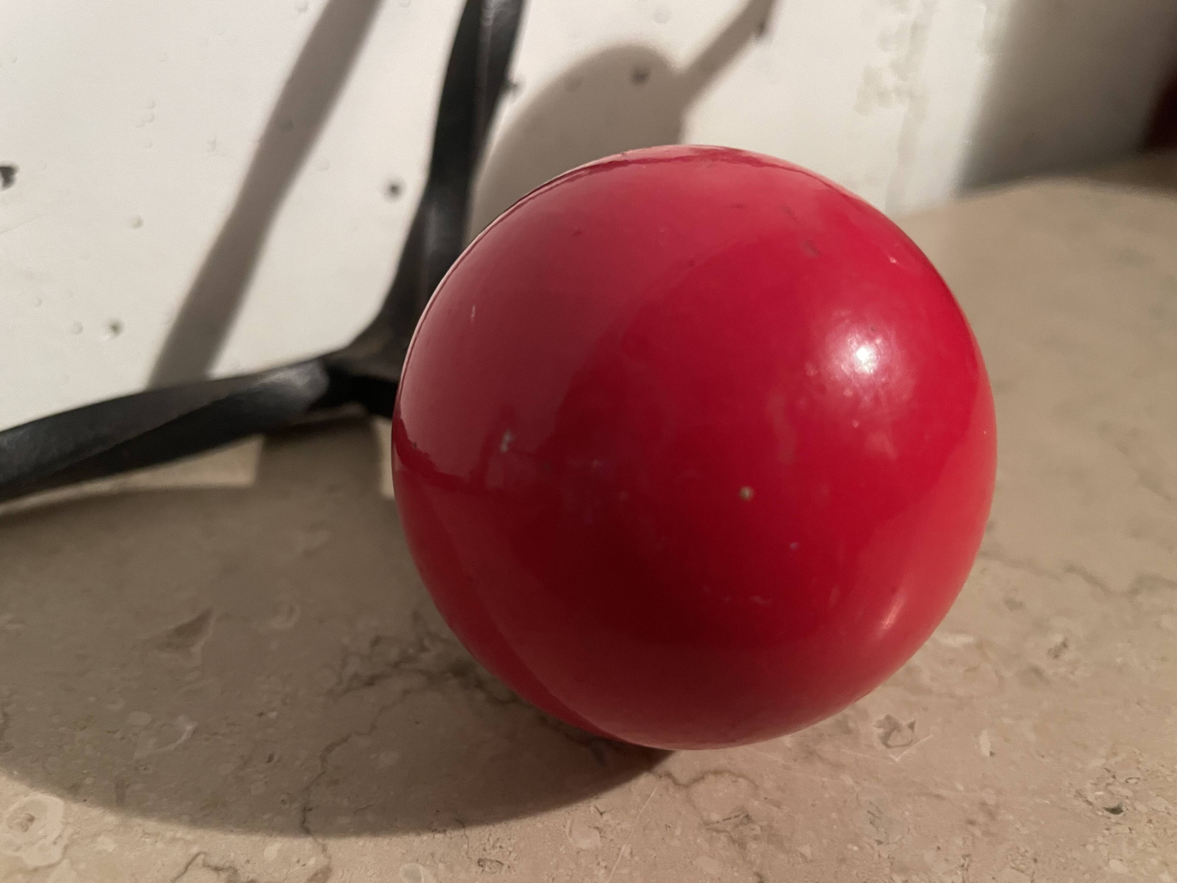 Coat hooks with 4 balls from the 1960s.