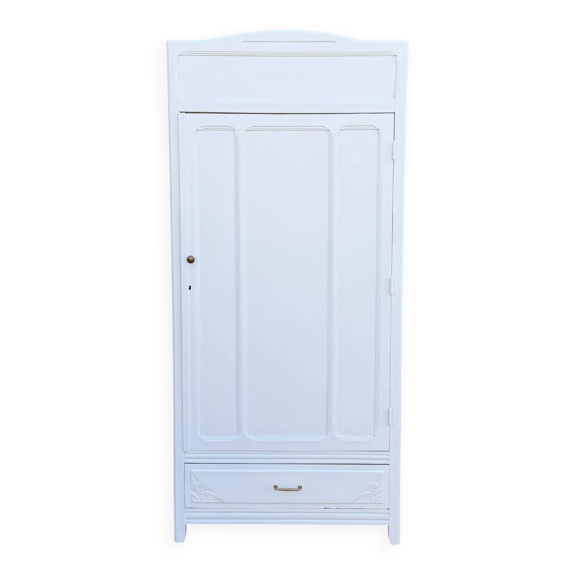 Armoire parisienne