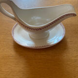 Gravy boat