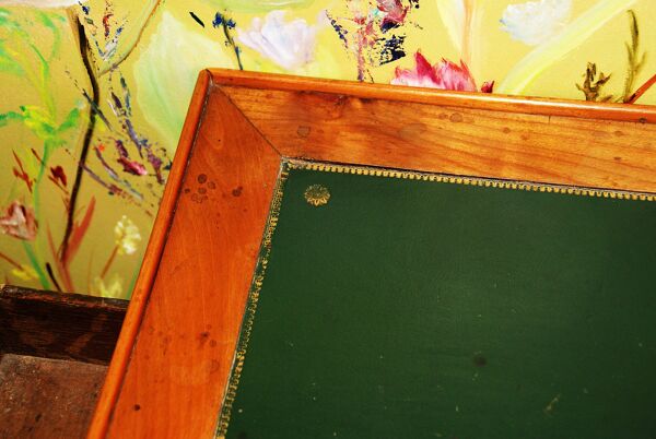 Petite table à écrire  Louis XVI