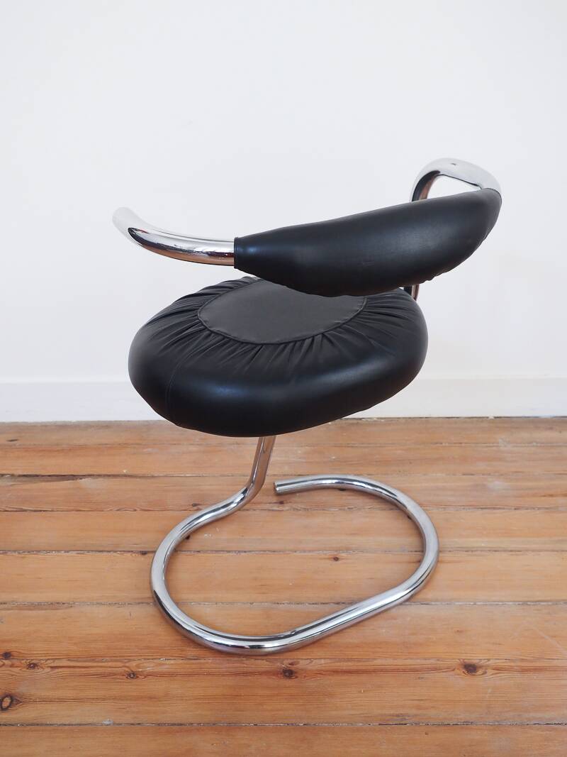 4 vintage Cobra chairs by Giotto Stoppino – Genuine leather and chrome steel