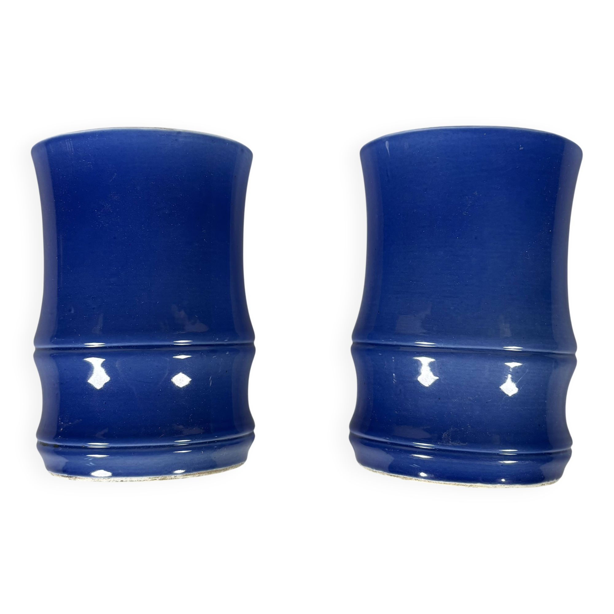Pair of monochrome blue porcelain wall vases - China Qing
