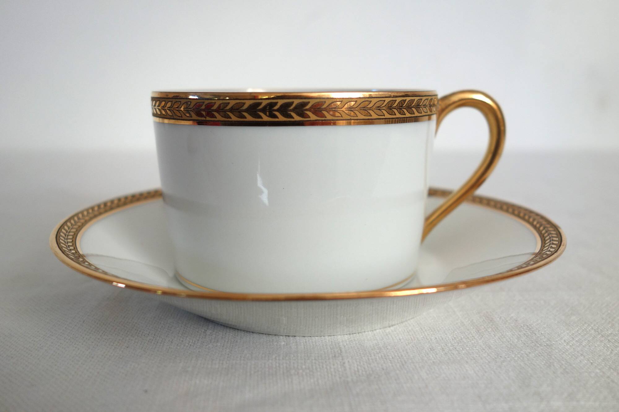 6 cups and saucers Limoges Robert Haviland, mid-20th century