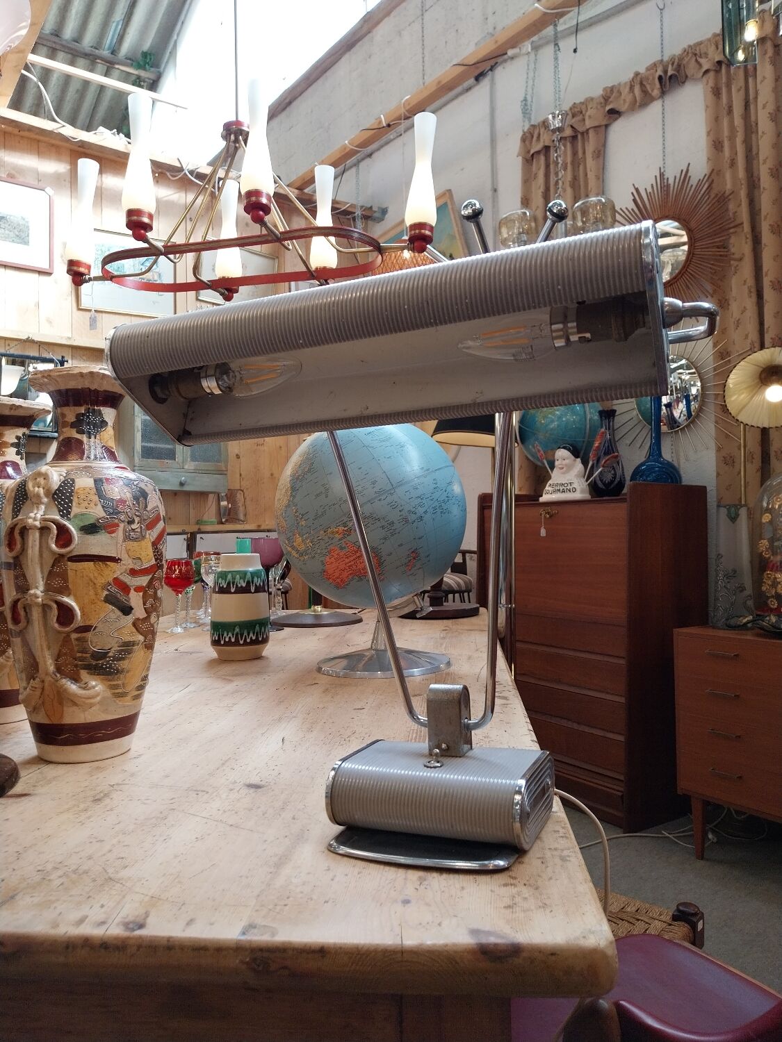 Art deco N71 desk lamp by Jumo