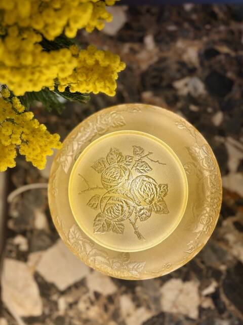 Yellow floral globe art nouveau table lamp