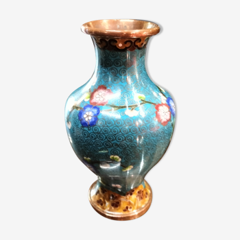 Japanese vase in parclose