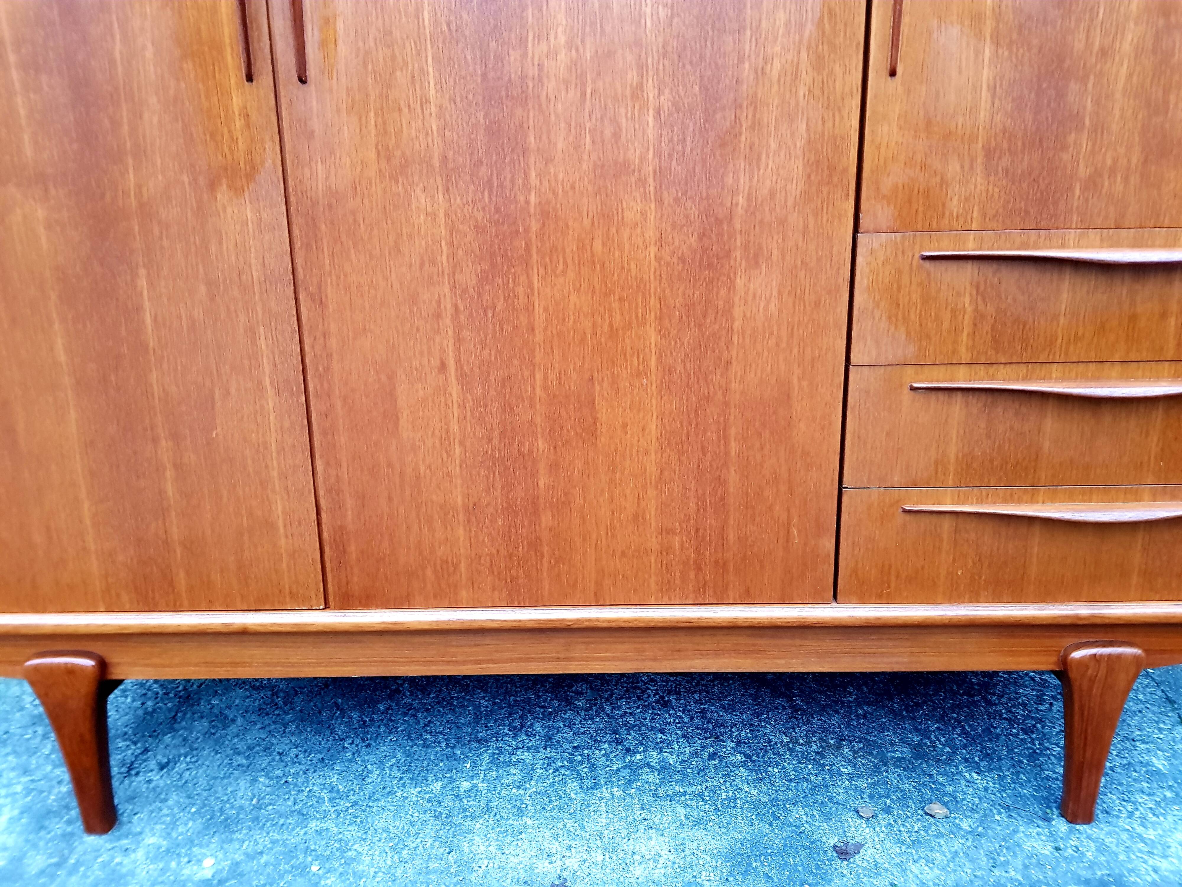 Armoire scandinave en teck