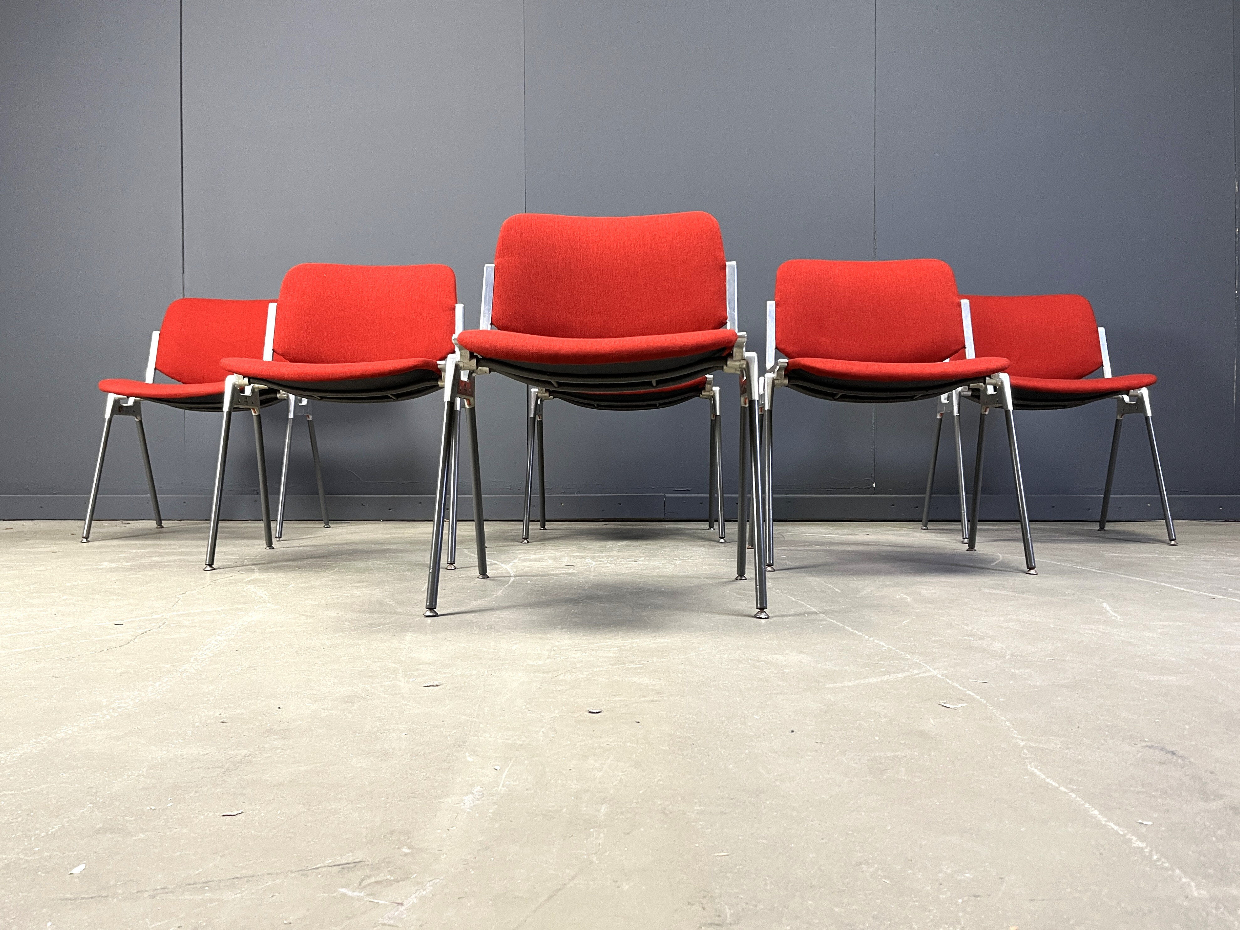Vintage DSC 106 side chairs by Giancarlo Piretti for Castelli, 1970s