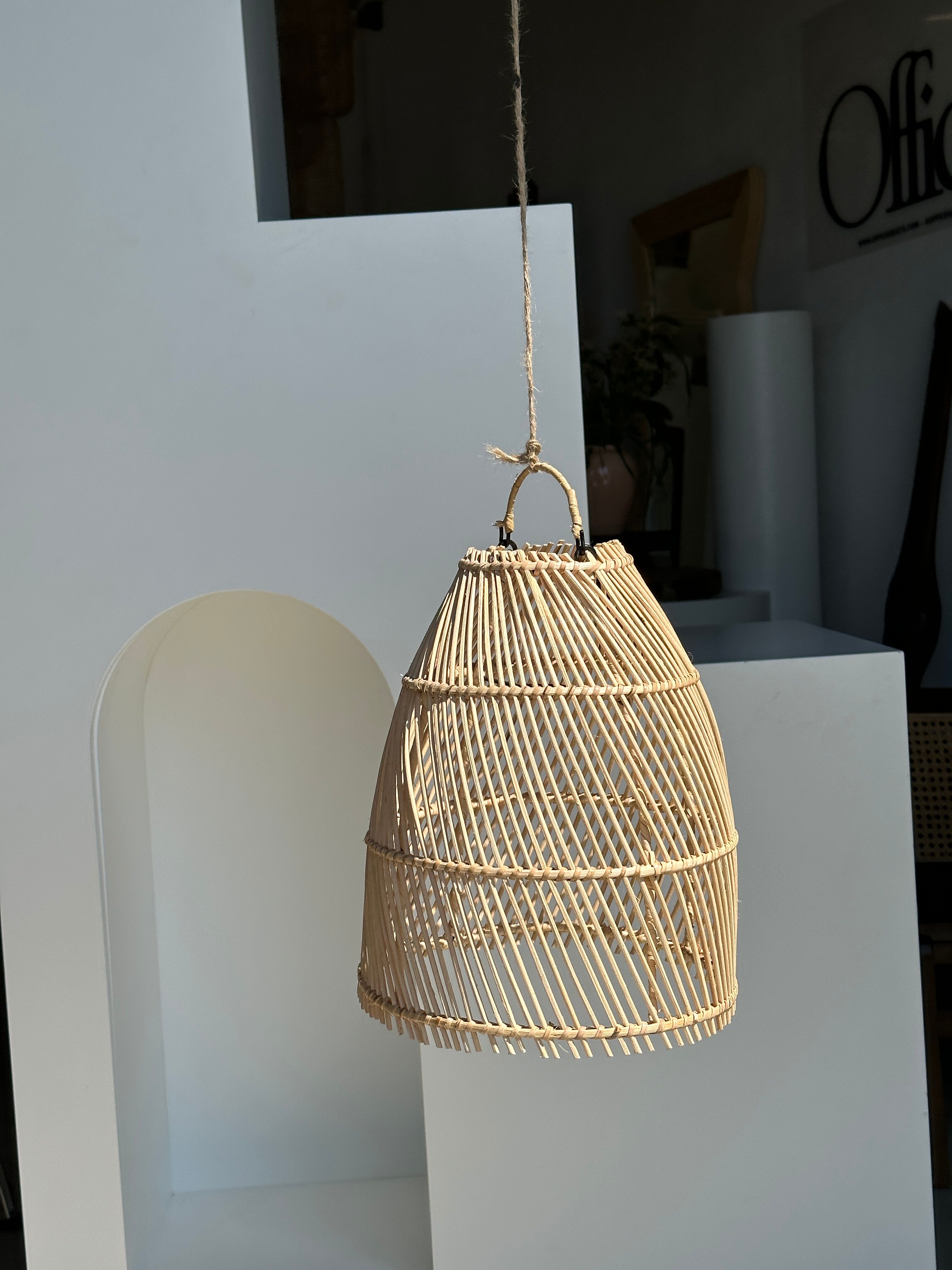Suspension en rotin en forme de cloche d25 h28