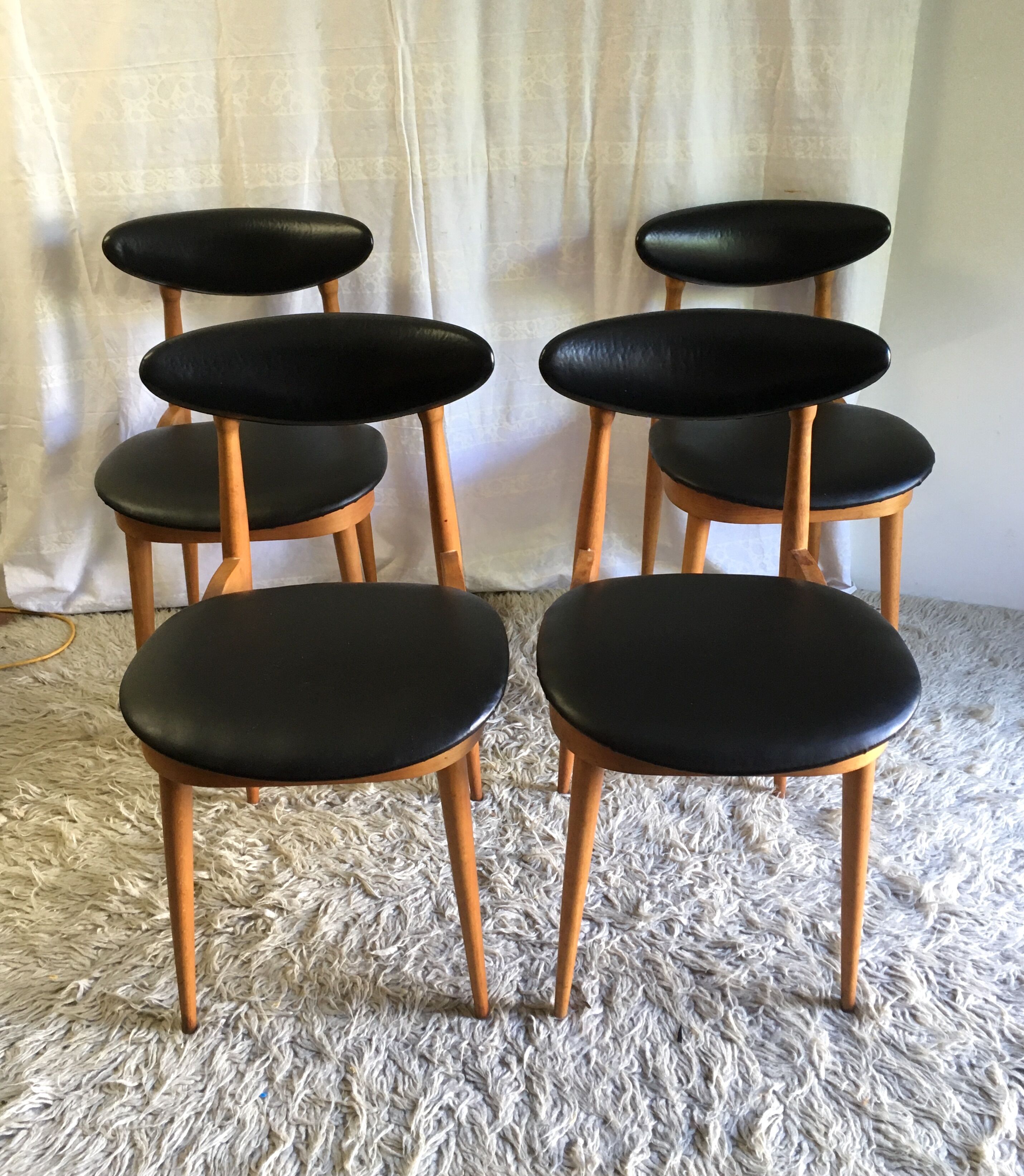 Baumann chair model Licorne, 60