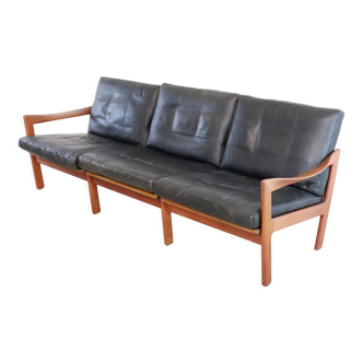 3 person vintage sofa Illum Wikkelso for Niels Eilersen 'Skodburg'