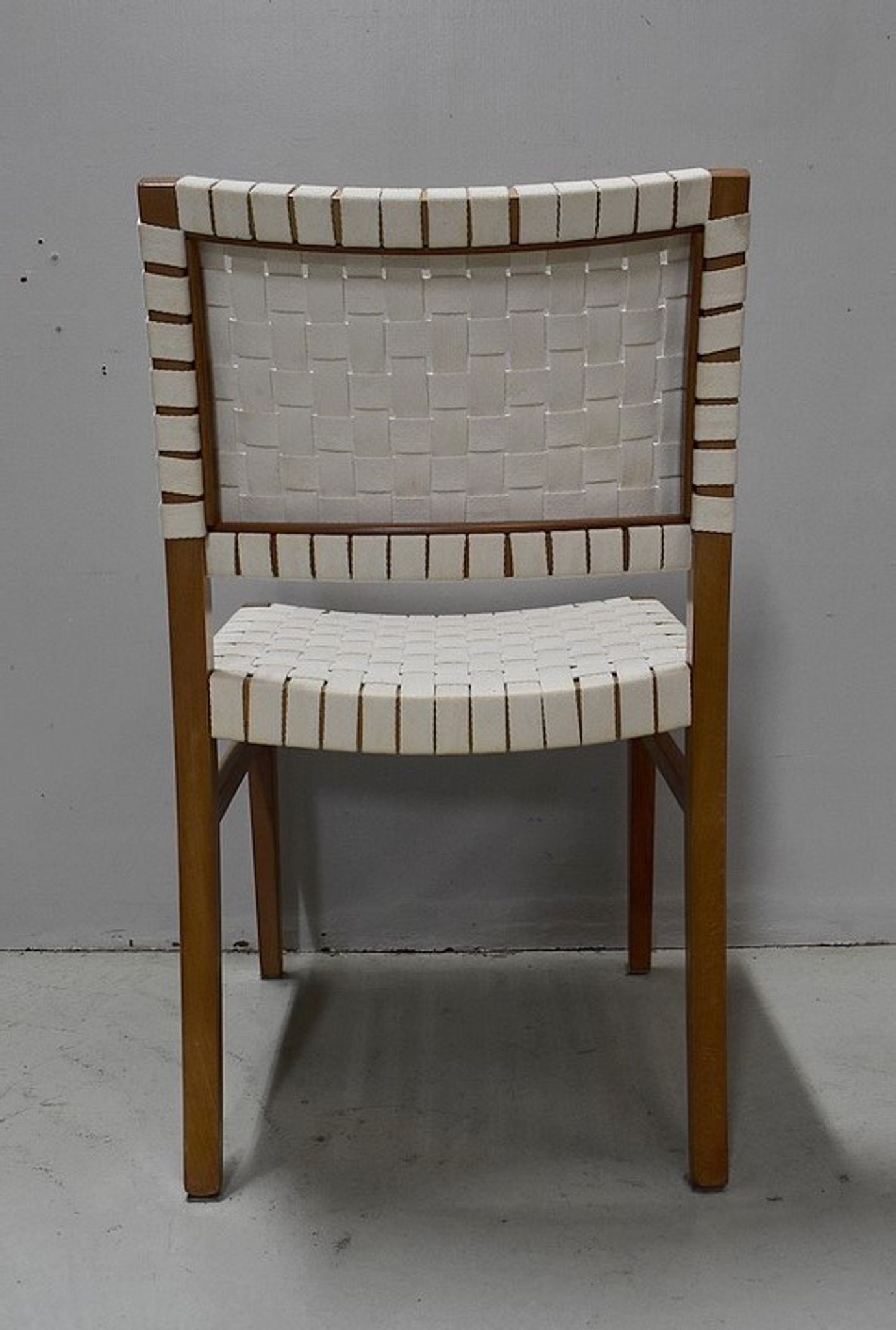 Suite de 6 chaises vintage en hêtre clair fin XXe
