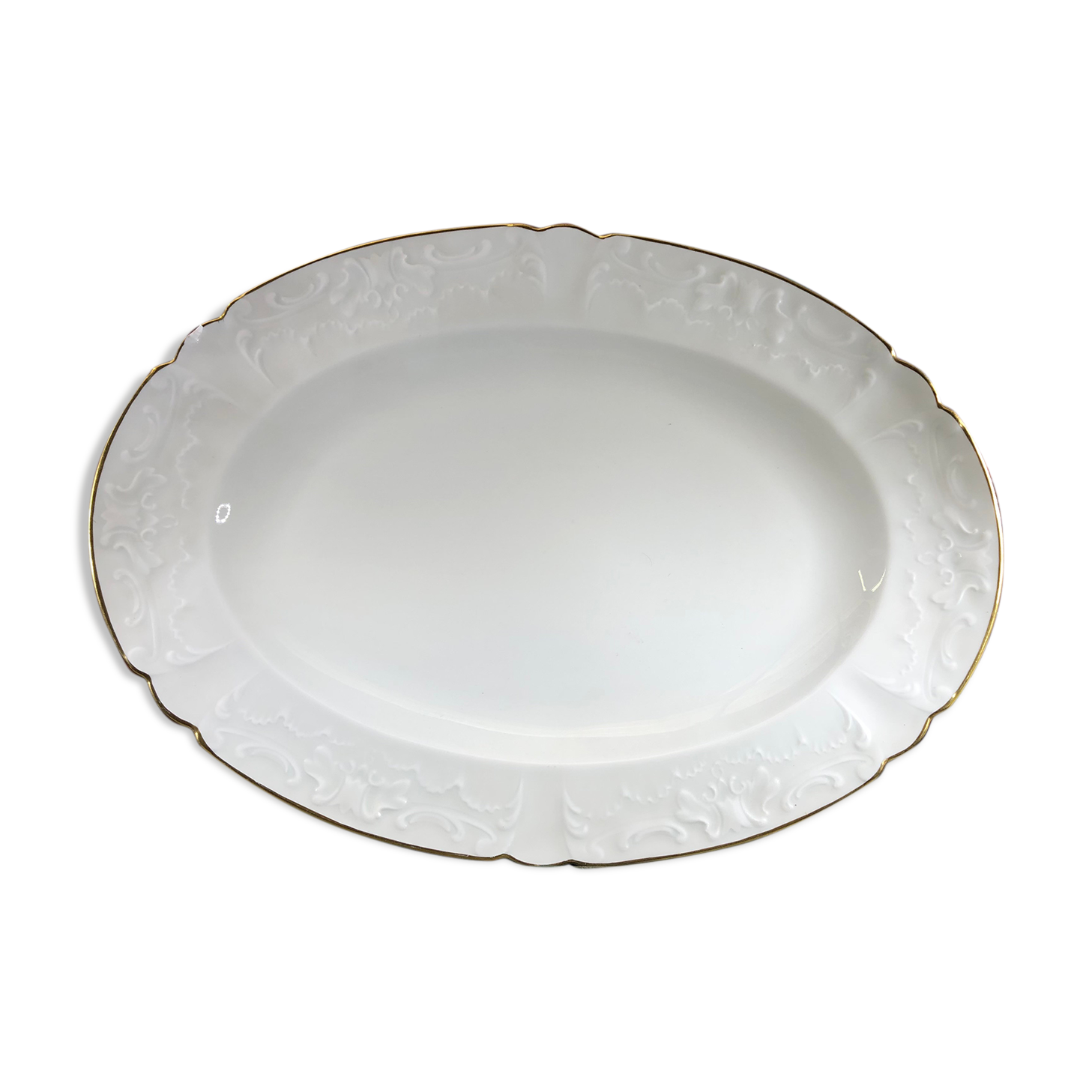 Very large oval Christmas dish in Limoges porcelain white and gold 43cm