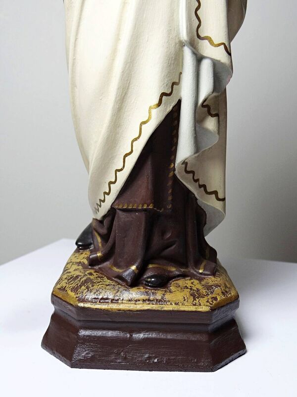 Statuette stuc ND du Mont Carmel, ateliers Olot, yeux en verre, 1920-1930