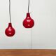 Lampes suspendues en verre rouge allemandes du milieu du siècle par Peill & Putzler, années 1960, lot de 2