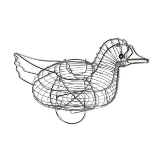 Metal egg basket
