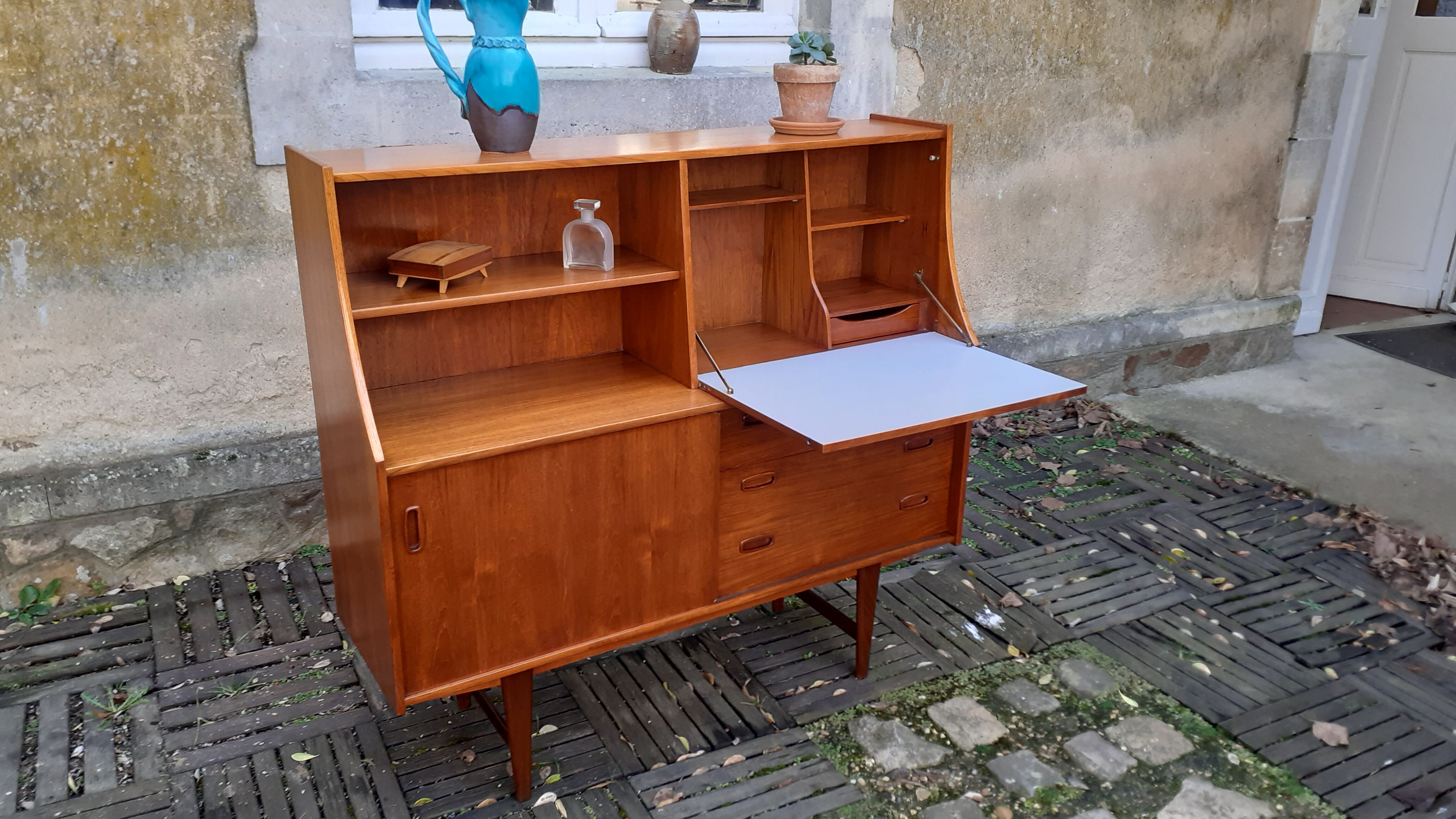Scandinavian buffet year 60 teak publisher O.M.F.