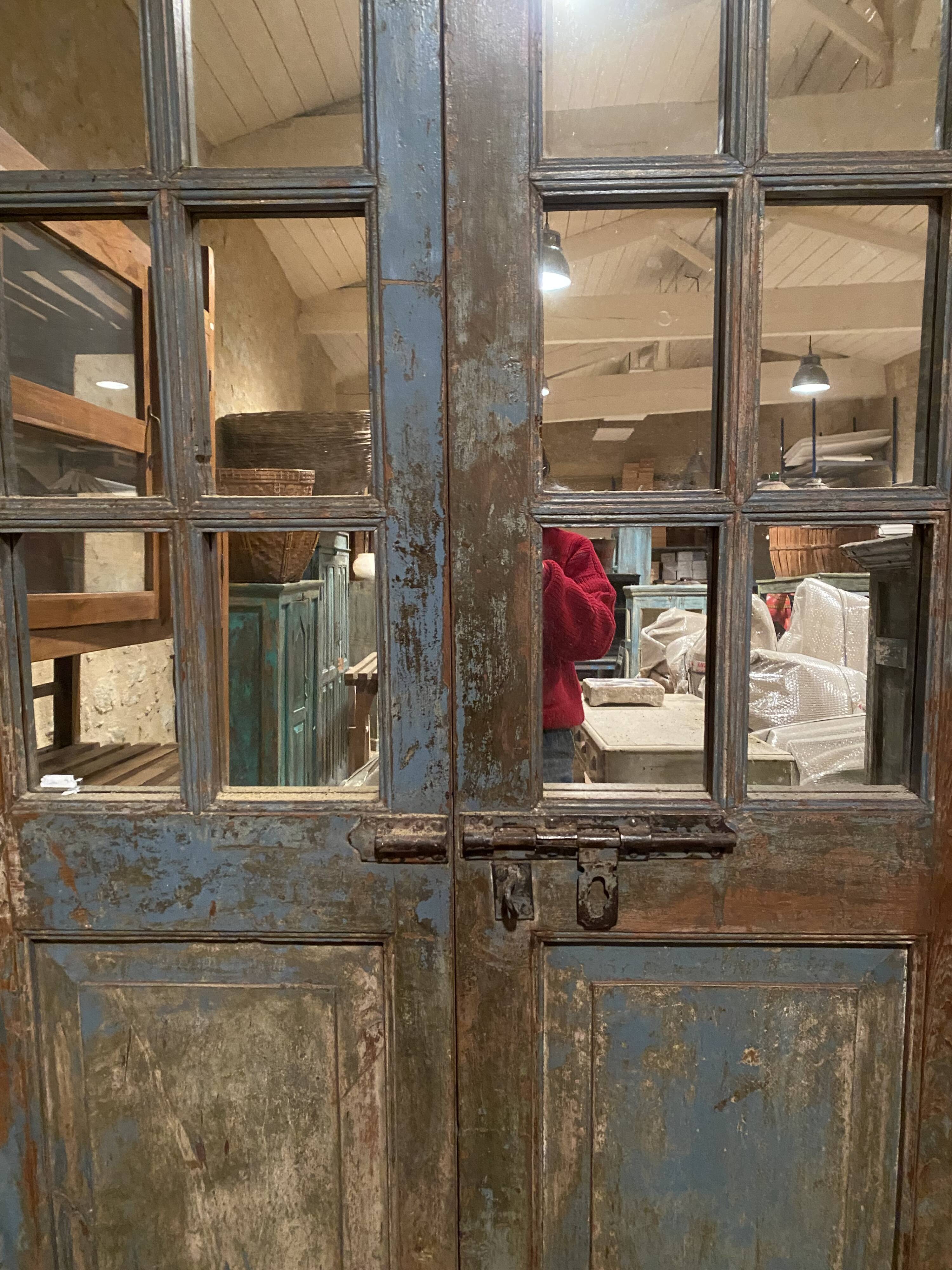 Indian door forming a mirror