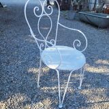 Ancien fauteuil de jardin en fer forgé