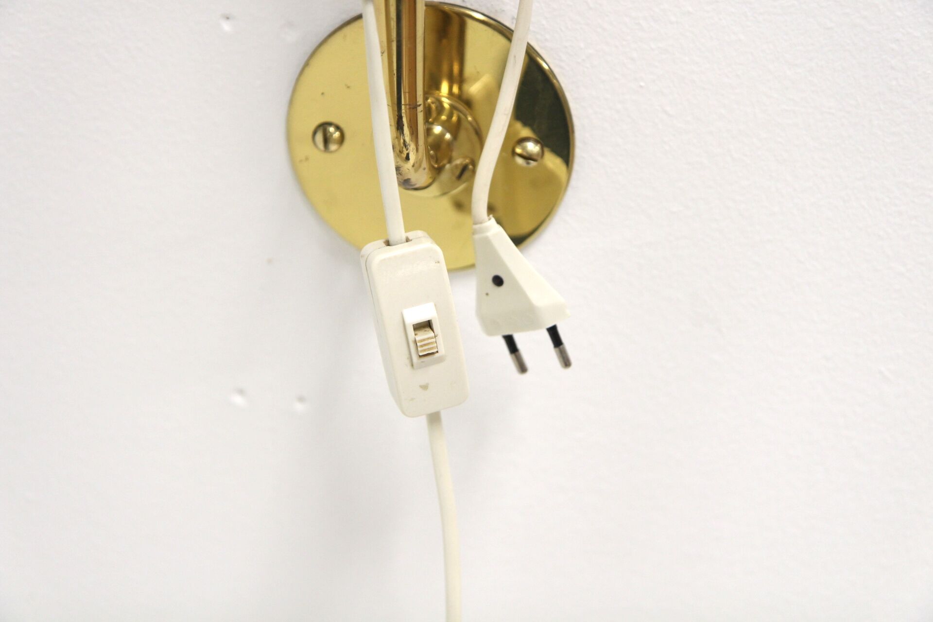 Wall lamp "No. 393", Hans-Agne Jakobsson, Markaryd, Sweden, 1970