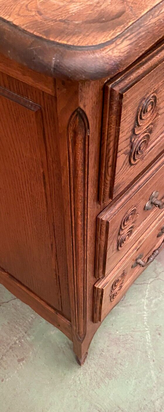 Neo rustic chest of drawers Louis XV XX century
