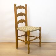 Chaise rustique avec siège tissé Espagne années 1950