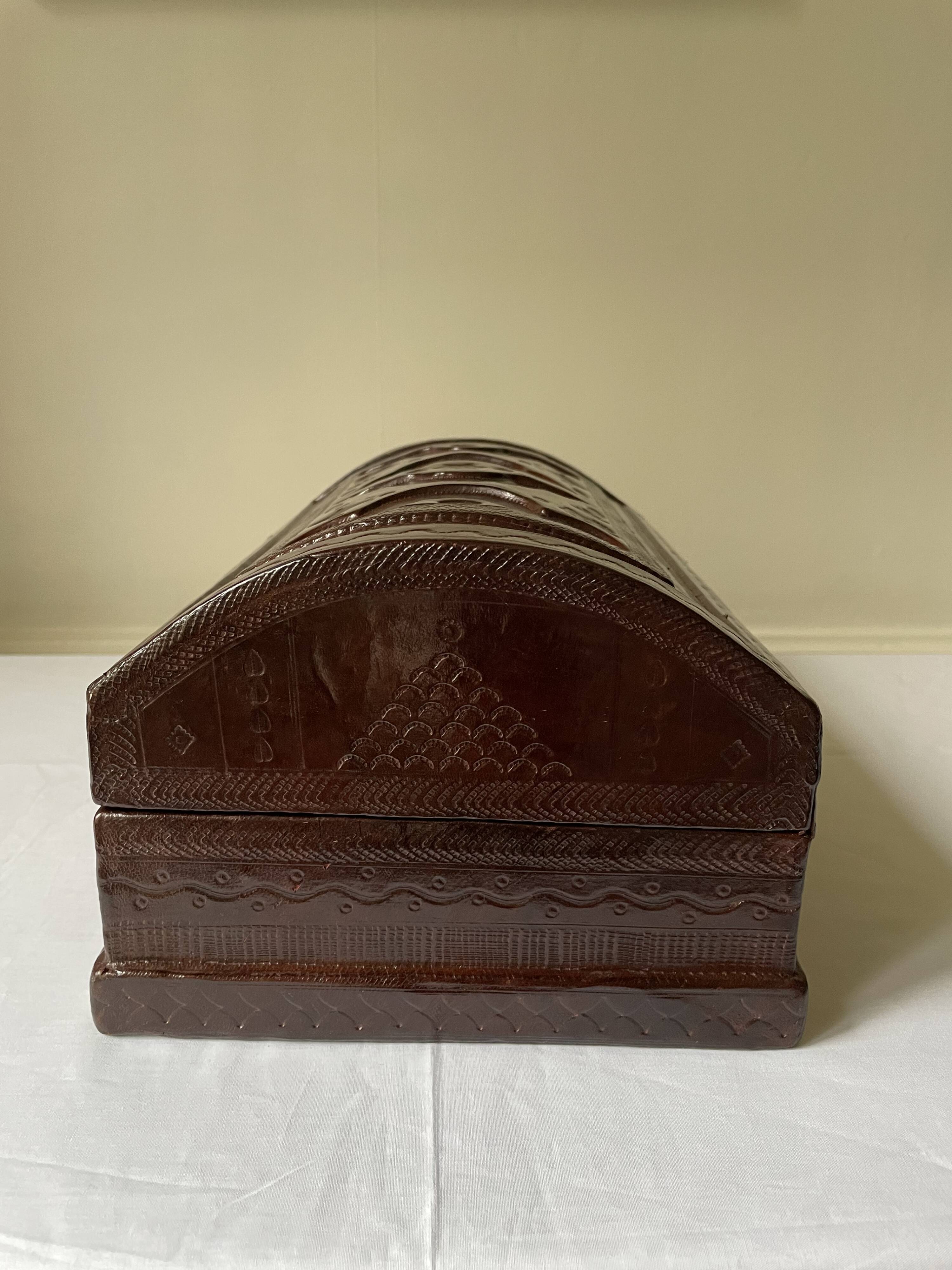 Coffret en cuir embossé Touareg