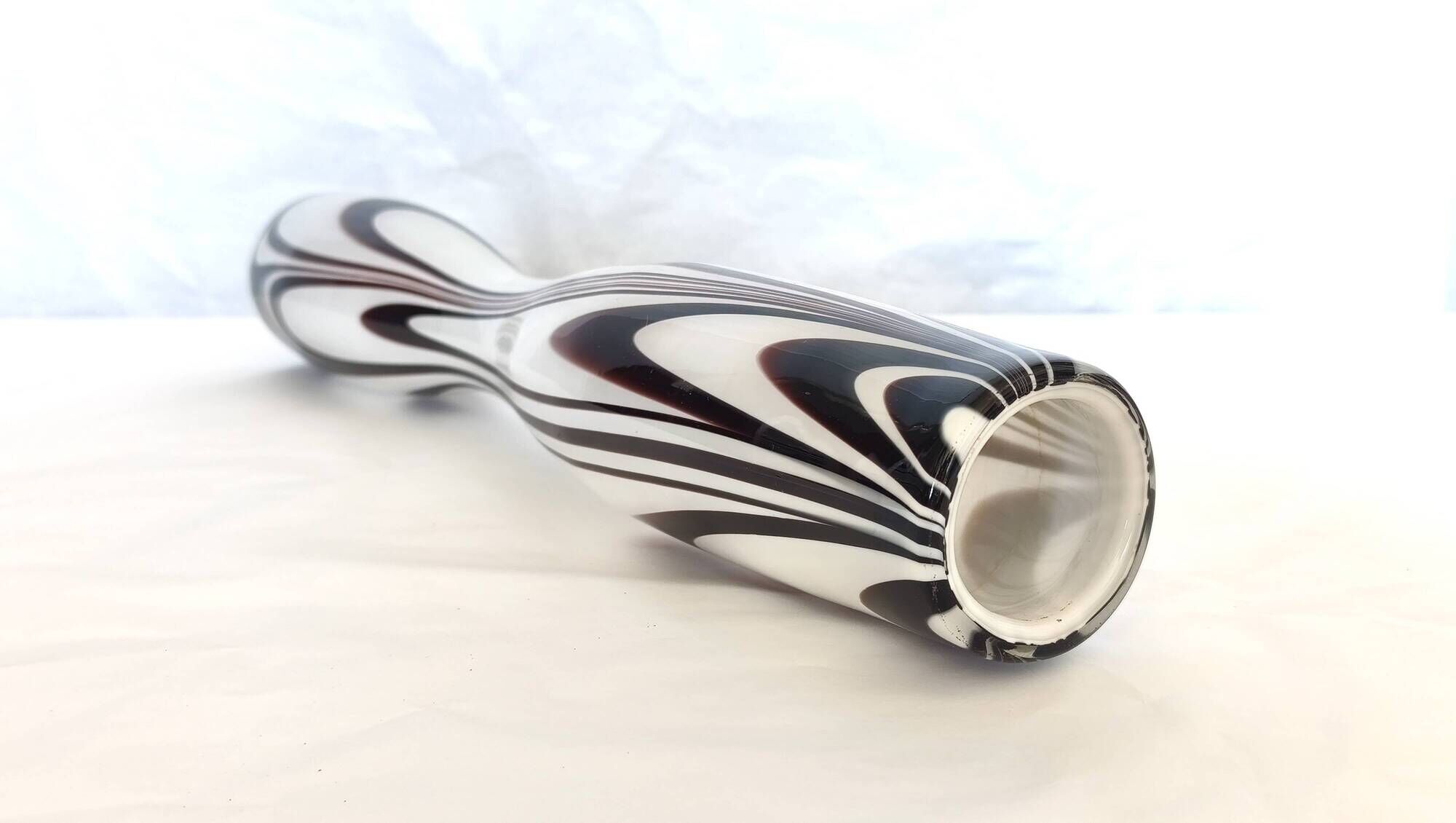 Purple and White Murano Glass Vase “Wave” by Carlo Moretti, Italy 1970s