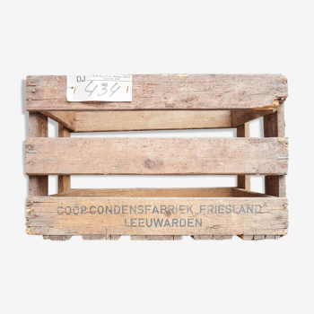 Wooden crate