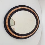 19th-century antique mirror in wood and stucco.