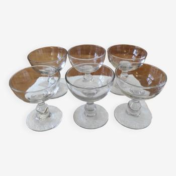 Coupelles anciennes en verre