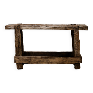 Ancien établi primitif