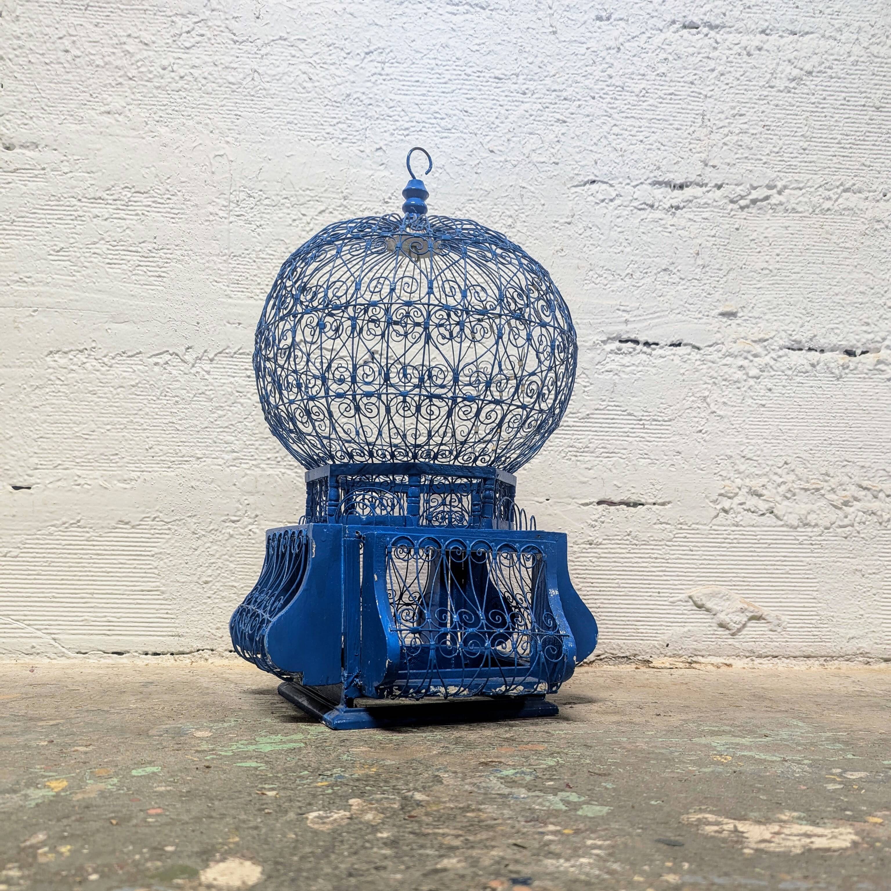 Decorative bird cage