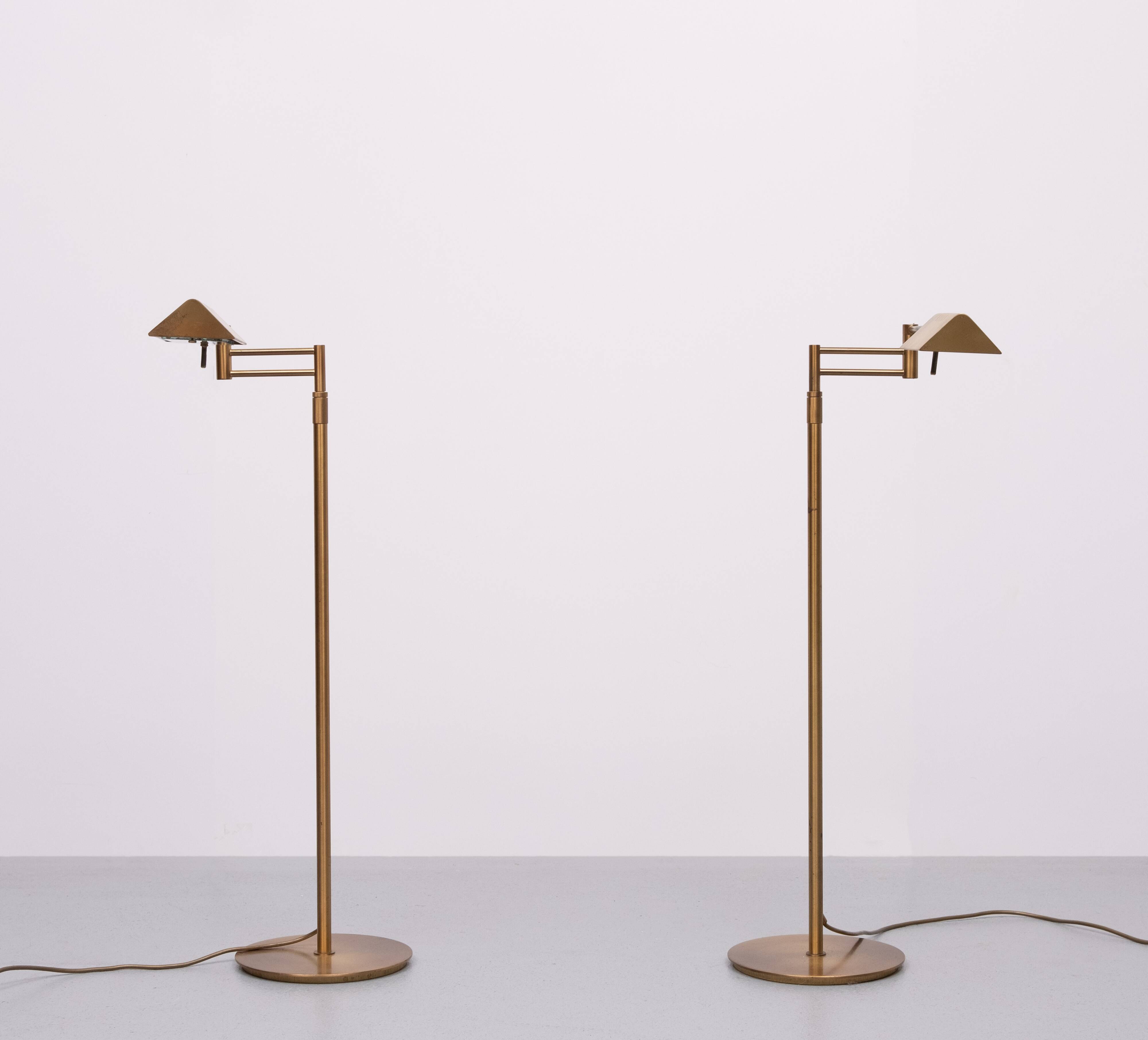 Paire de lampadaires de bibliothèque à bras pivotant en laiton, années 1980, Allemagne