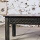Table basse en bois sculptée indienne