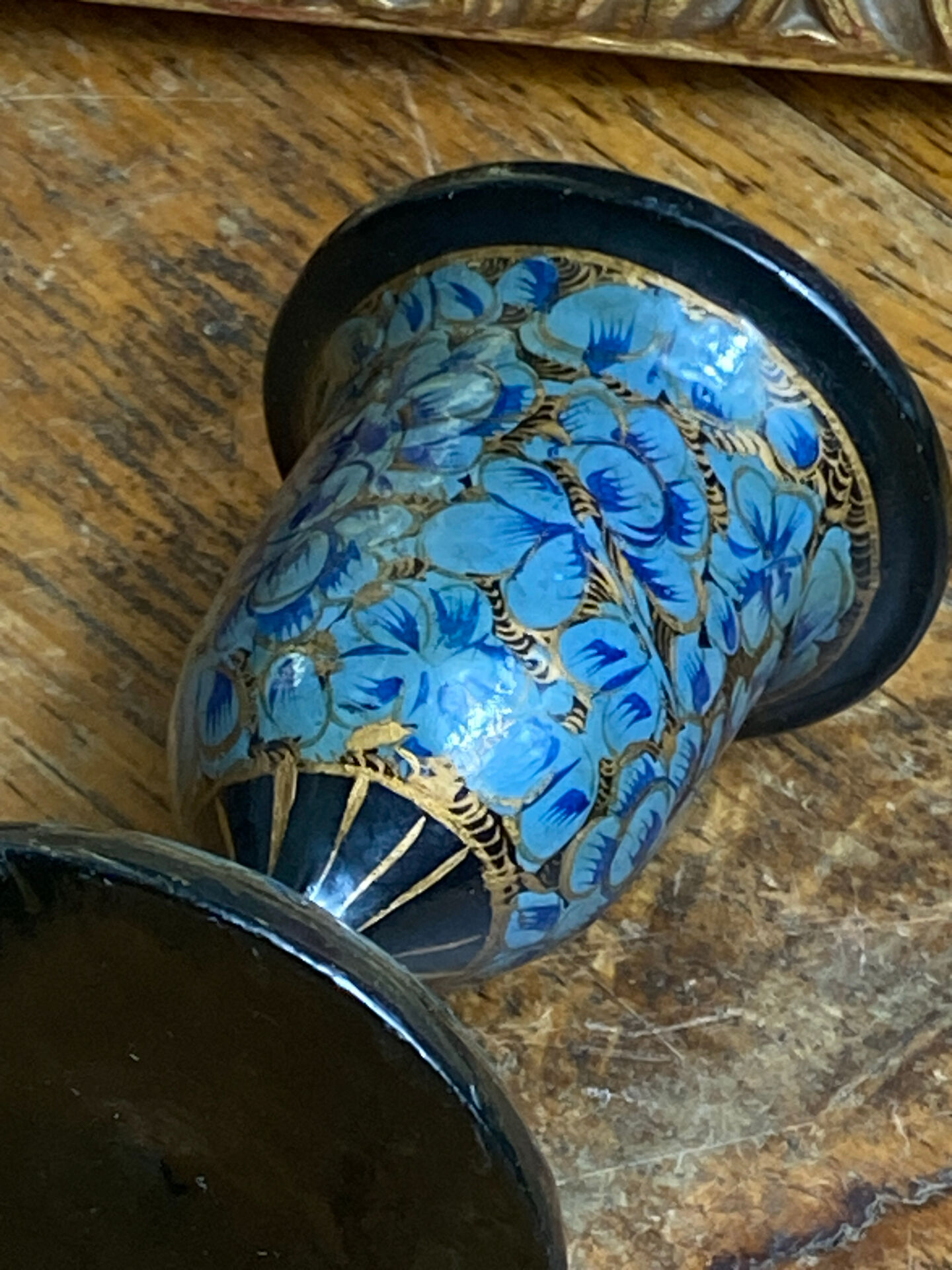 Pair of Kashmiri candlesticks, lacquered papier-mâché