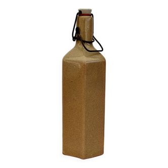 Bouteille en grès d'Alsace vintage
