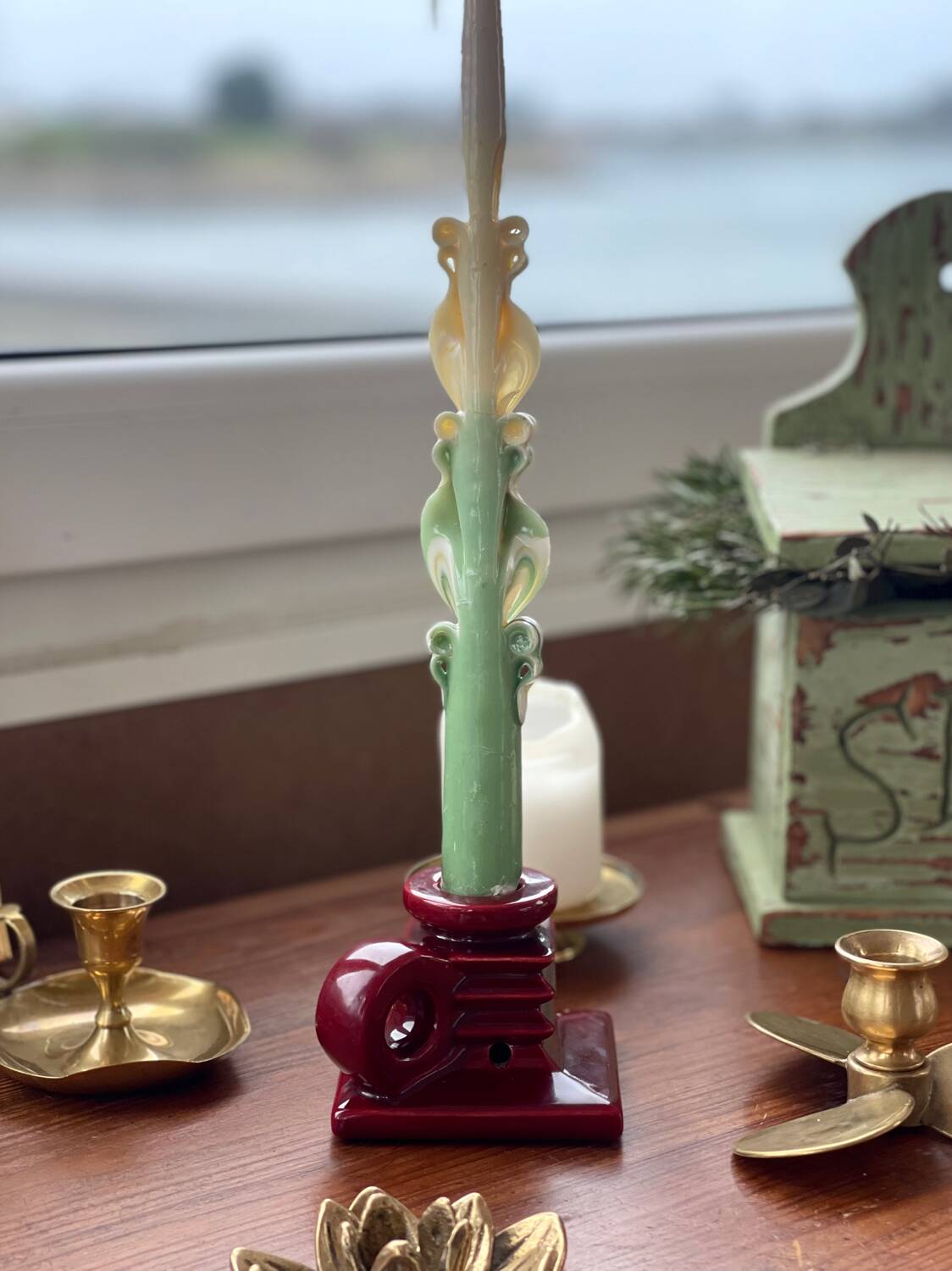 Art Bordeaux Ceramic Candle Holder