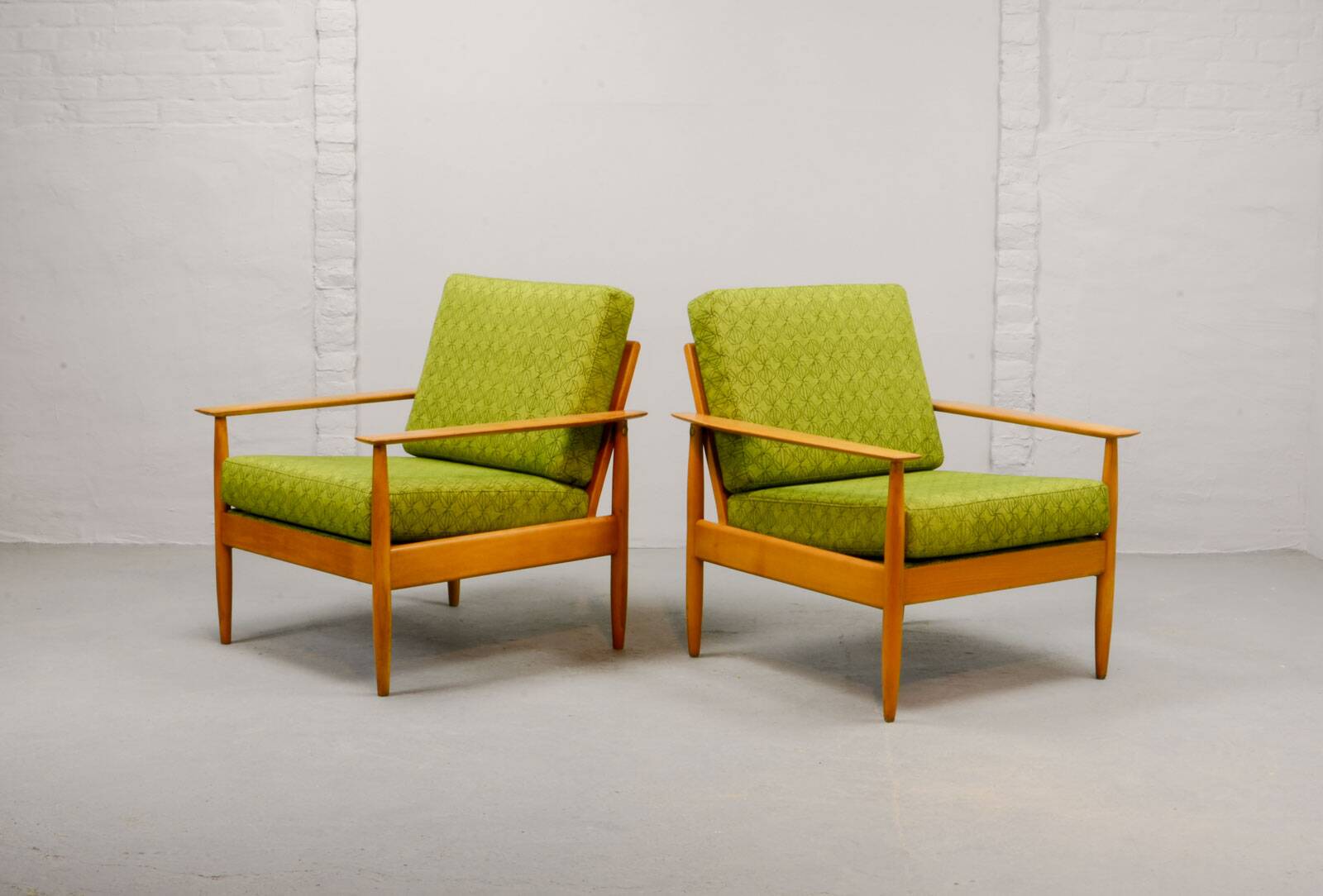 Pair of Beech Wood Ladder Lounge Chairs after Grete Jalk for France and Son