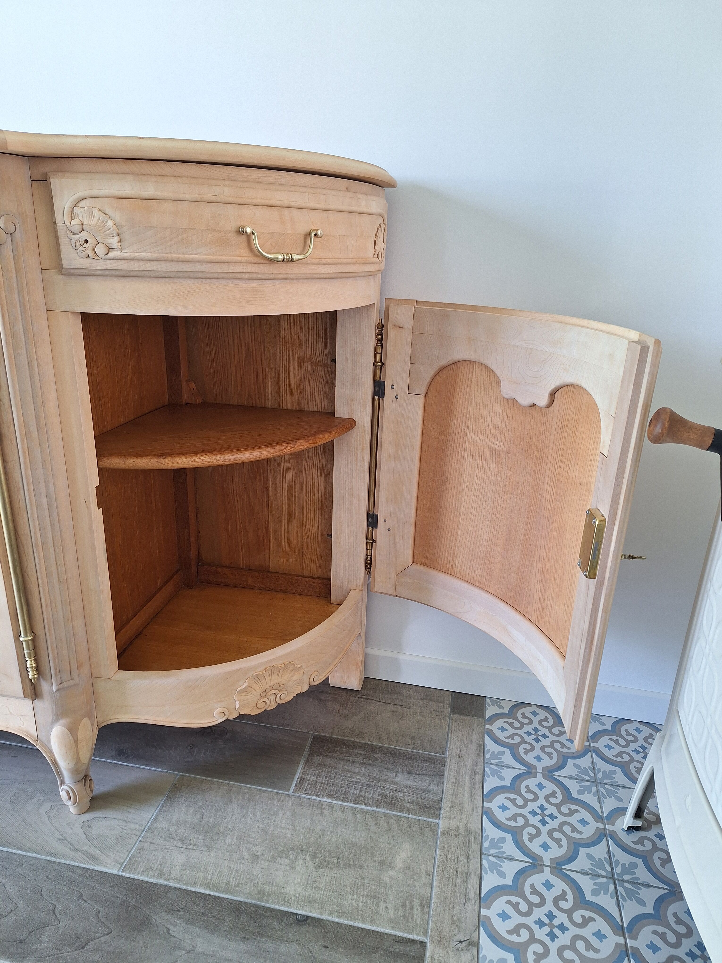 Low buffet in renovated solid cherry wood – Reinterpreted Louis XV style – 250 cm